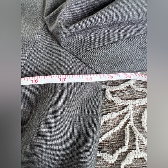 TAHARI ARTHUR S-LEVINE GRAY SKIRT SUIT SIZE 8 - Picture 7 of 14